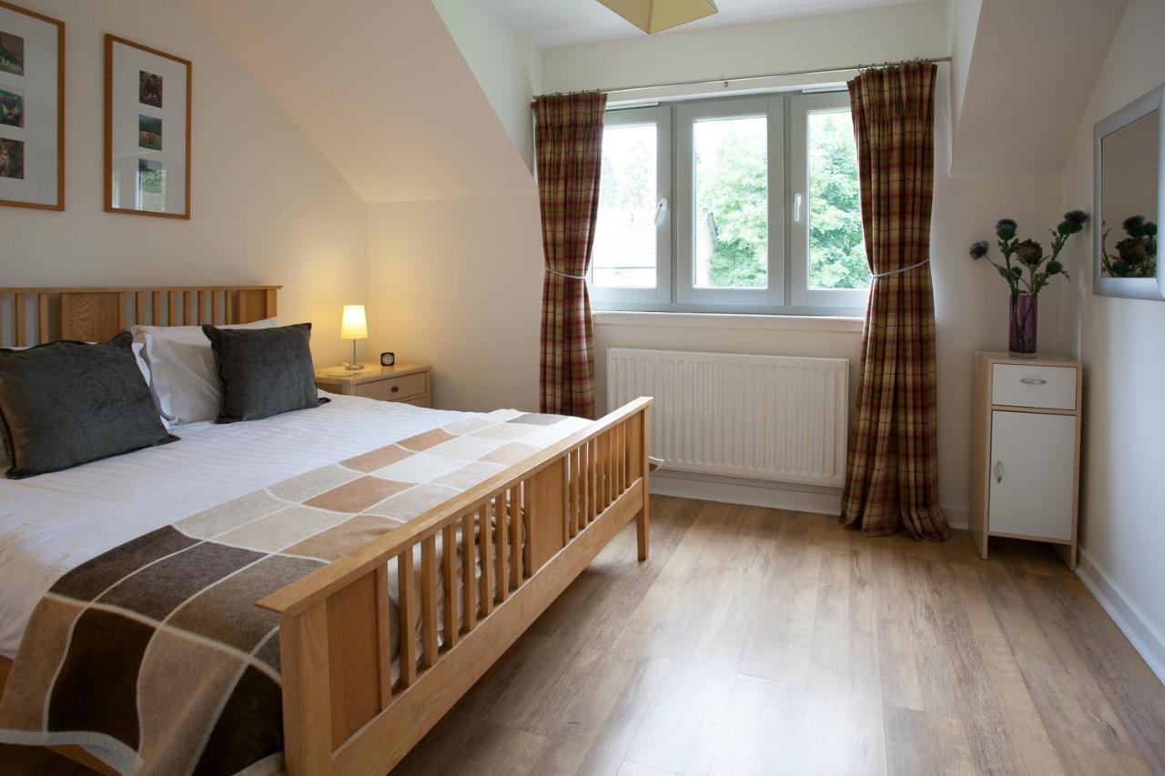 Loch Ness Abbey Cottages Форт-Огастус Екстер'єр фото