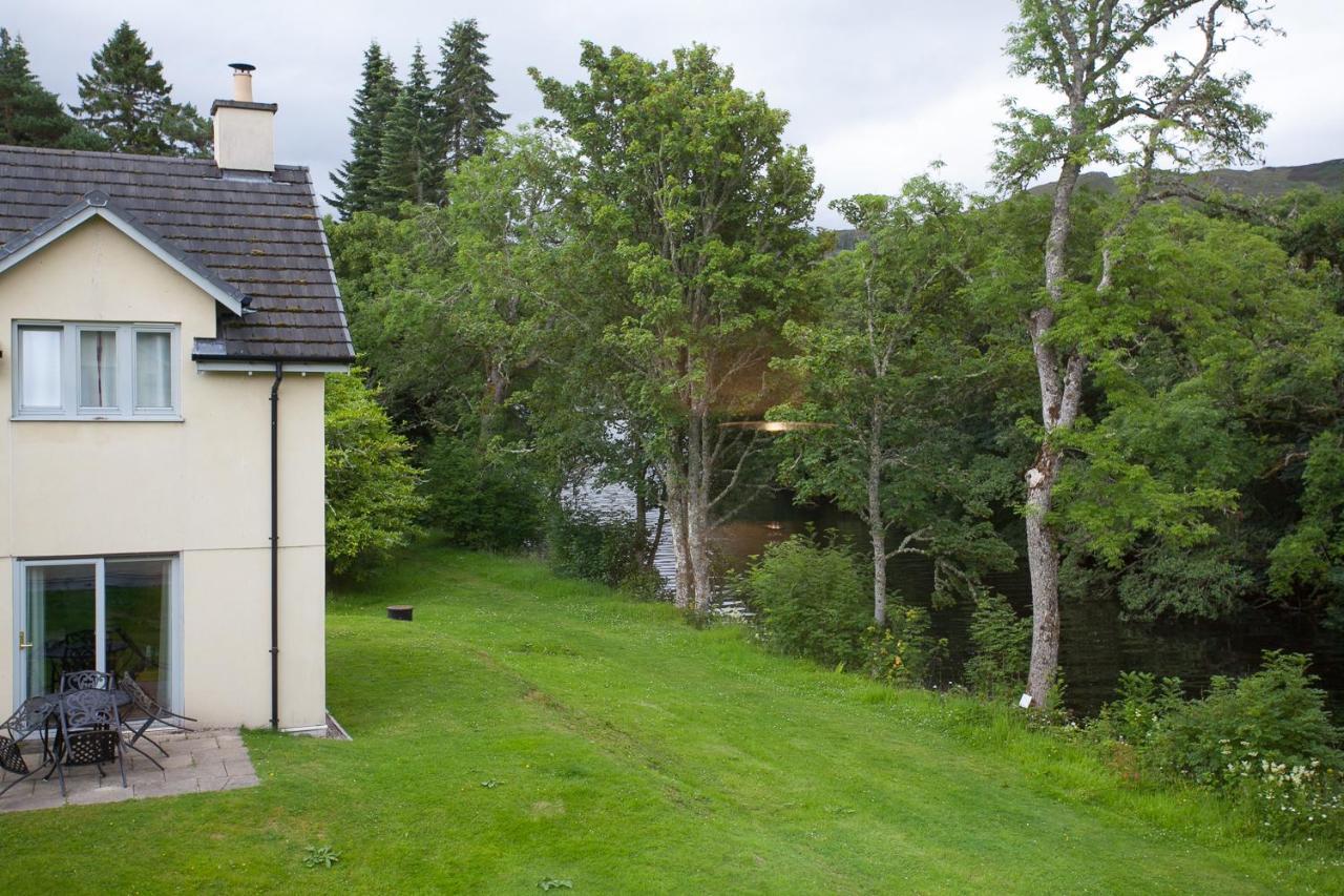 Loch Ness Abbey Cottages Форт-Огастус Екстер'єр фото