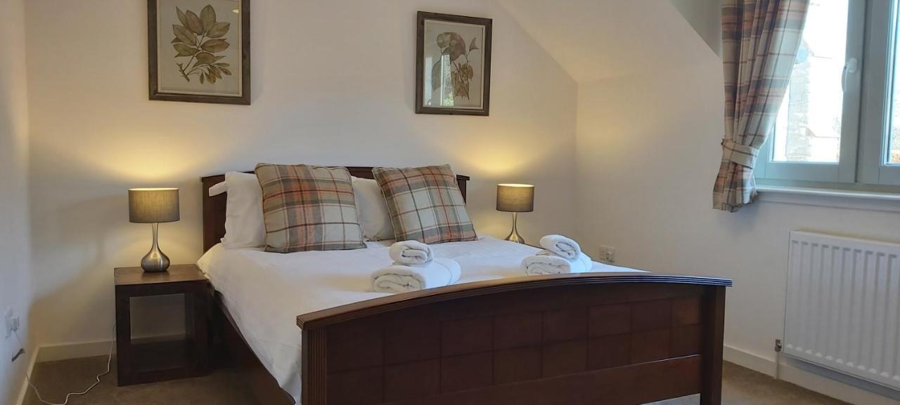 Loch Ness Abbey Cottages Форт-Огастус Екстер'єр фото